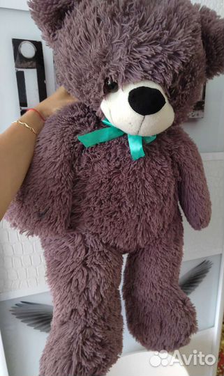 Большой плюшевый мишка