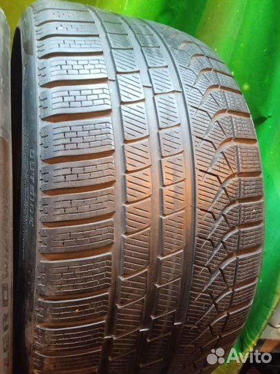 Pirelli P Zero Winter 285/30 R22