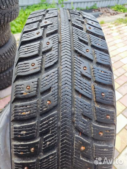 Kumho I'Zen KW22 185/65 R15