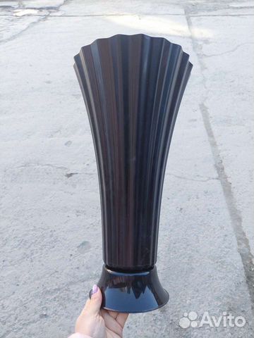 Пластиковые вазы под срезку. Вазоны