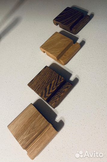 Подставка для телефона из дерева