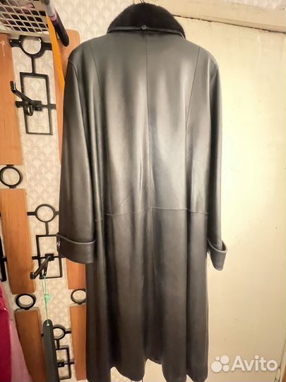 Плащ женский из натуральной кожи 52-54