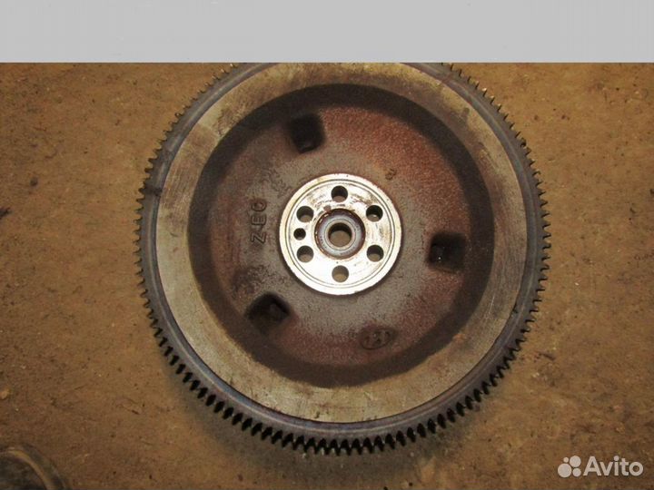 Маховик Starex H1 1997-2007