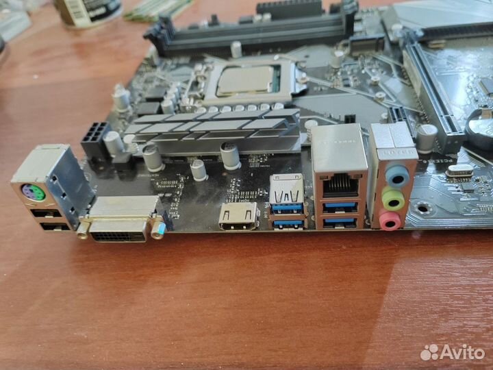 Материнская плата с процессором i5 8600k+z370p