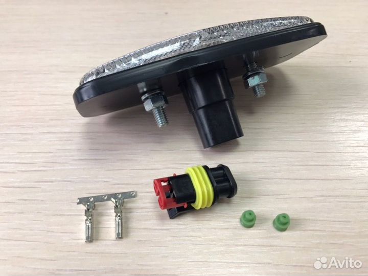 Фонарь габаритный прицепа гф1-15кв LED белый, 12