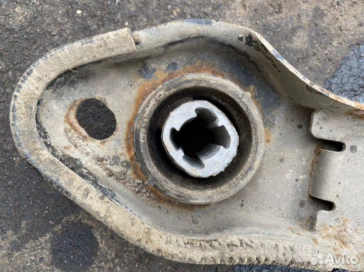 Подрамник задний Volvo S80 3.2 2008