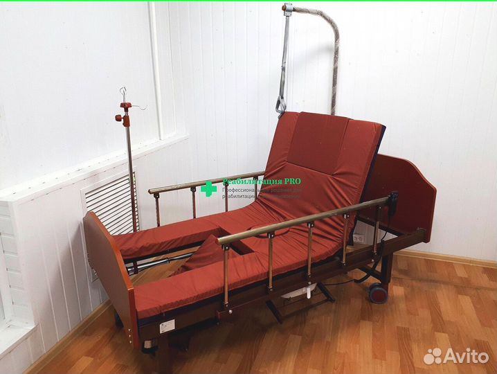 Медицинская кровать для инвалидов