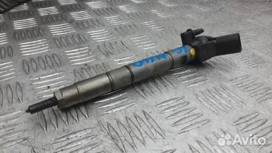 Форсунка дизельная volkswagen touareg 7L (1GM40AL01)