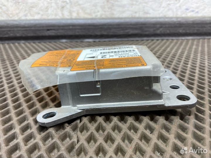 Блок управления AIR BAG Nissan Primera 1.6 P12
