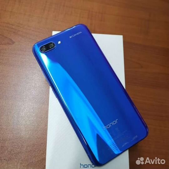 Телефон honor 10