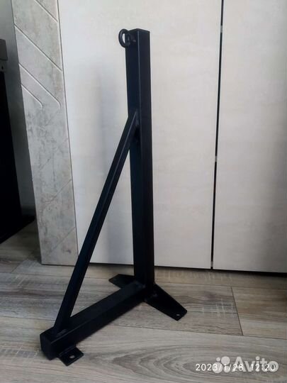 Кронштейн для боксерской груши