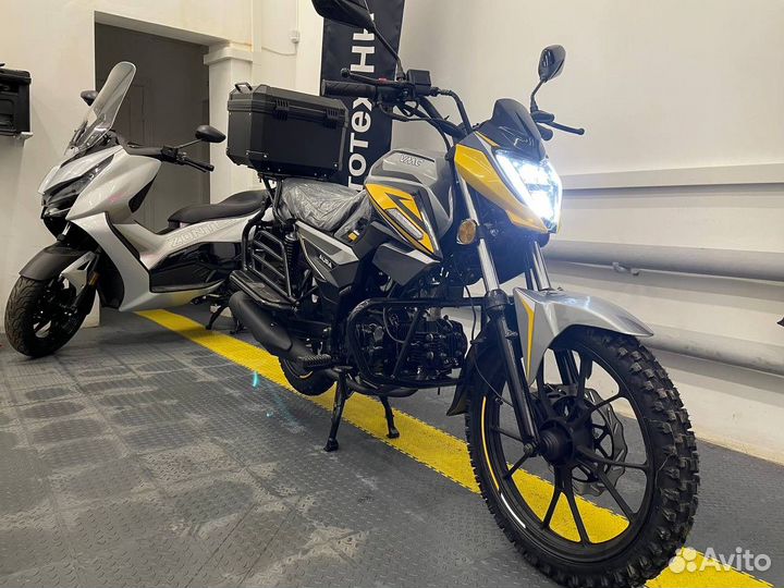 Мопед аура венто с кофром в наличии