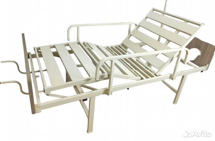 Медицинская кровать функциональная