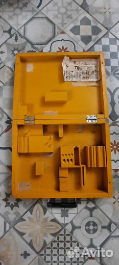 Коробки, ящики, шкатулки