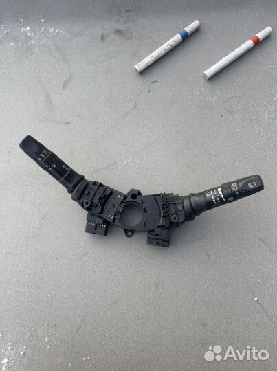 Подрулевой переключатель Kia Rio 3,Solaris,Picanto