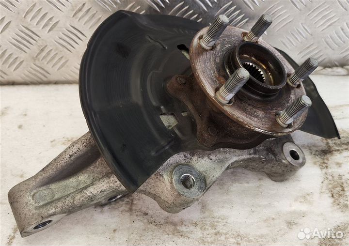 Ступица передняя левая Toyota Prius ZVW30 2ZR 2012