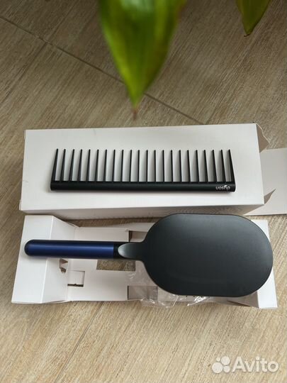 Набор расчесок Dyson