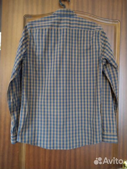 Рубашки мужские S