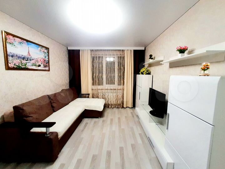 1-к. квартира, 43 м², 8/10 эт.