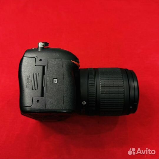 Nikon d7200 kit 18-105mm (как новый)