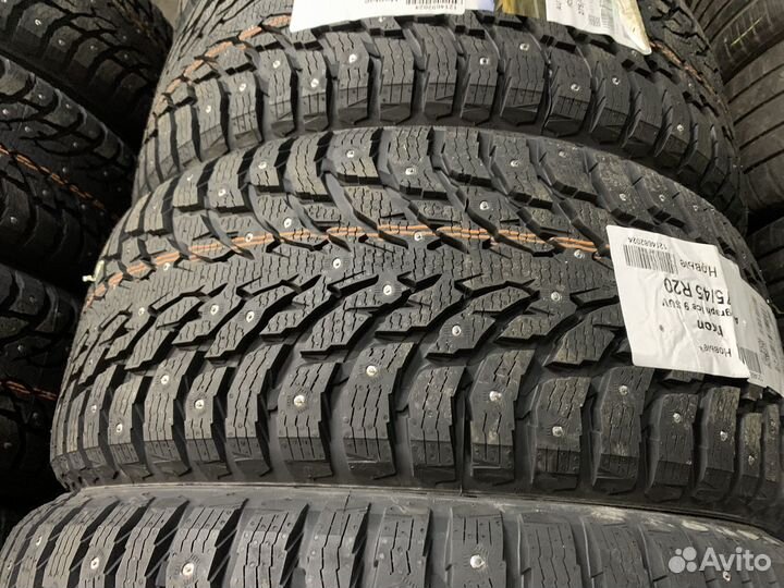 Nokian Tyres Hakkapeliitta 9 275/45 R20