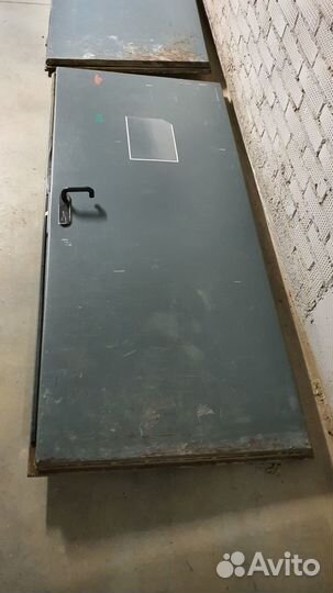 Двери металлические противопожарные б/у