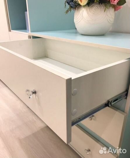 Шкаф в детскую Тифани