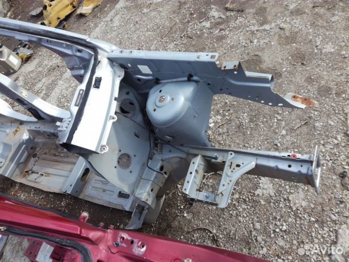 Лонжерон передний левый Ford Fusion 1.6 fyja 2007