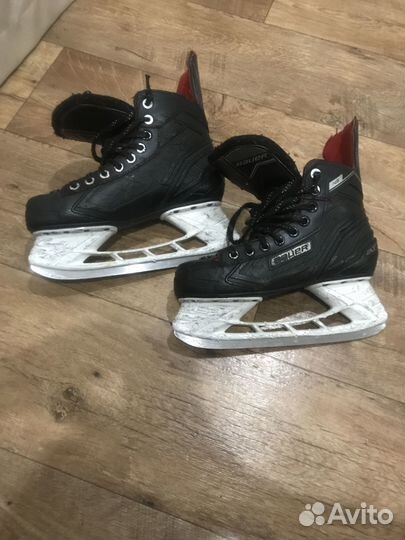 Хоккейные коньки Bauer размер 38.5