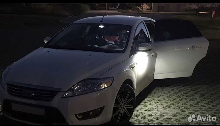Подсветка в зеркало ford focus/mondeo