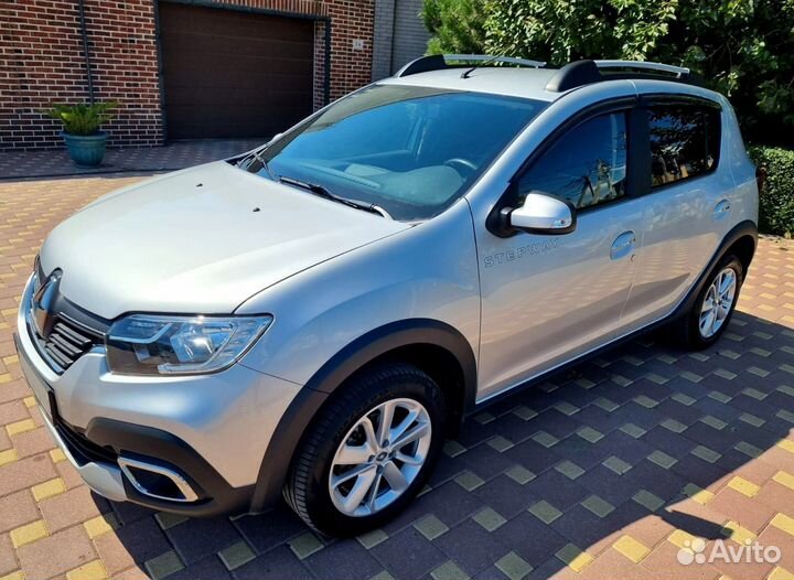 Renault Sandero Stepway 1.6 МТ, 2021, 16 100 км