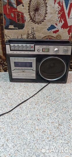Переносной кассетный магнитофон электроника 302