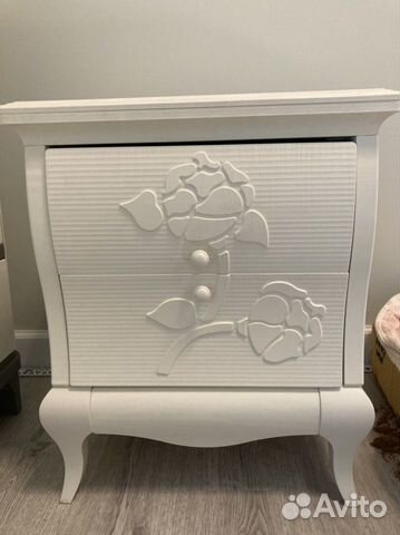 Тумба белая прикроватная красавица 47 на 60,5