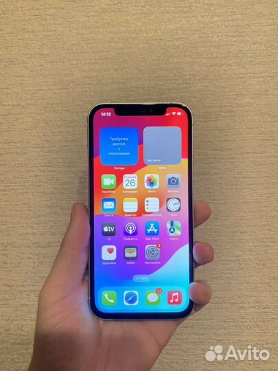 iPhone 12, 64 ГБ