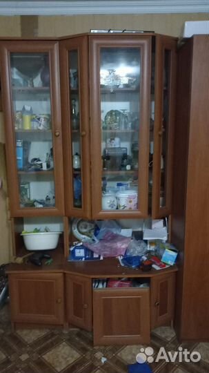 Шкаф сервант для посуды