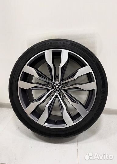 Новые Volkswagen Tiguan, Continental 255/40 R20