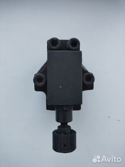 Клапан предохранительный гидравлический