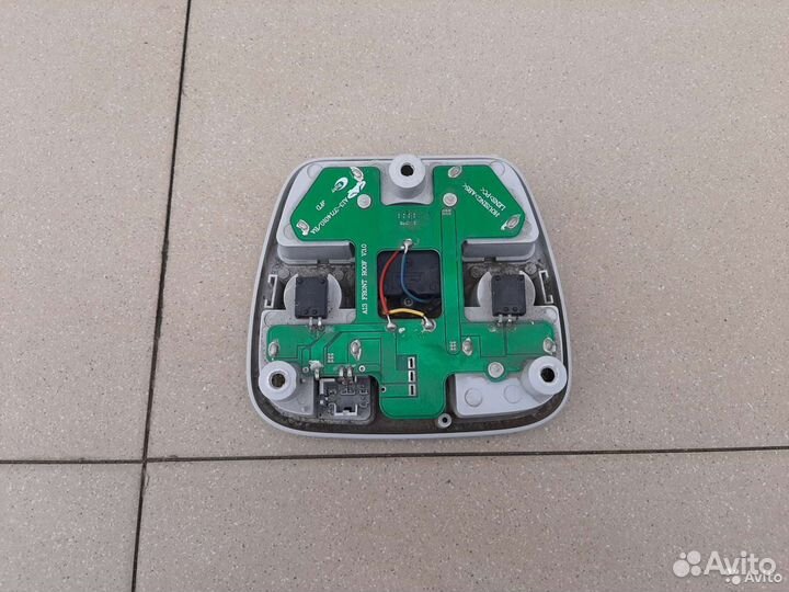 Плафон салона Чери А13