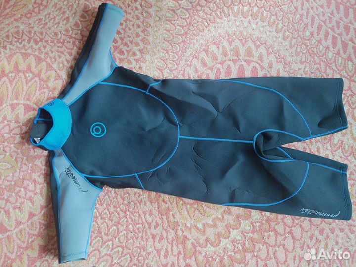 Гидрокостюм для серфинга