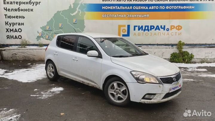 Кнопка корректора фар Kia Ceed (ED) 933101H050EQ