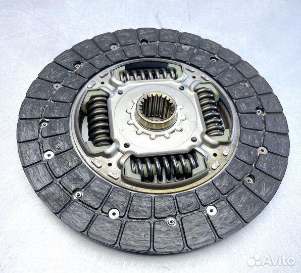 Тойота Превия Сцепление комплект