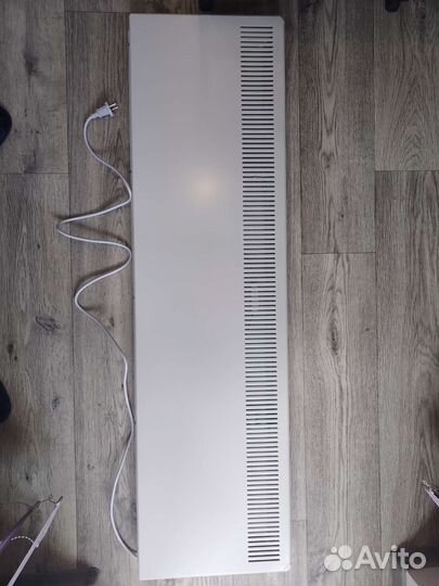 Электрообогреватель настенный