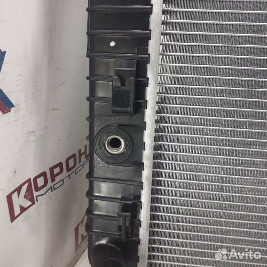 Радиатор охлаждения двигателя chevrolet captiva C
