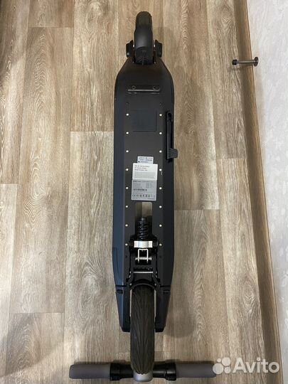 Электросамокат Ninebot Kickscooter ES2