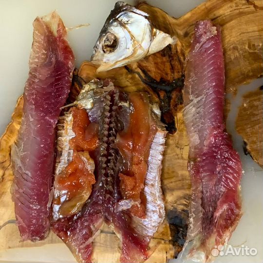 Вобла, лещ, язь, рыбец, тарань. Все малосольное