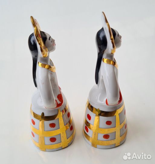 Фарфоровые статуэтки 