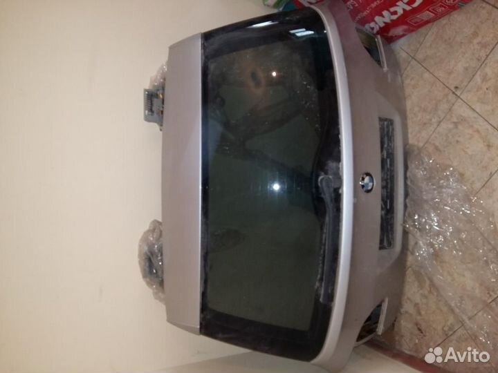 Дверь багажника BMW 5-Series/M5