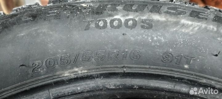 Bridgestone Ice Cruiser 7000S 205/55 R16