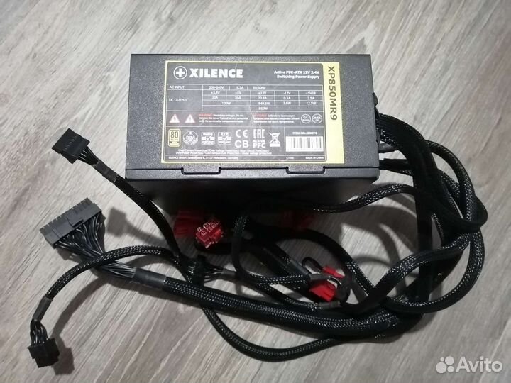 Блок питания Xilence 850W Gold нерабочий