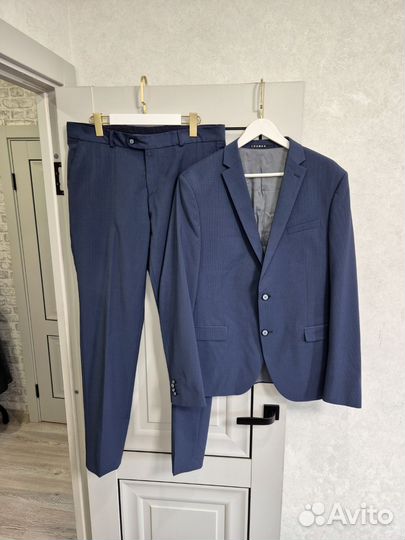Мужской костюм lexmer 48-50 Италия